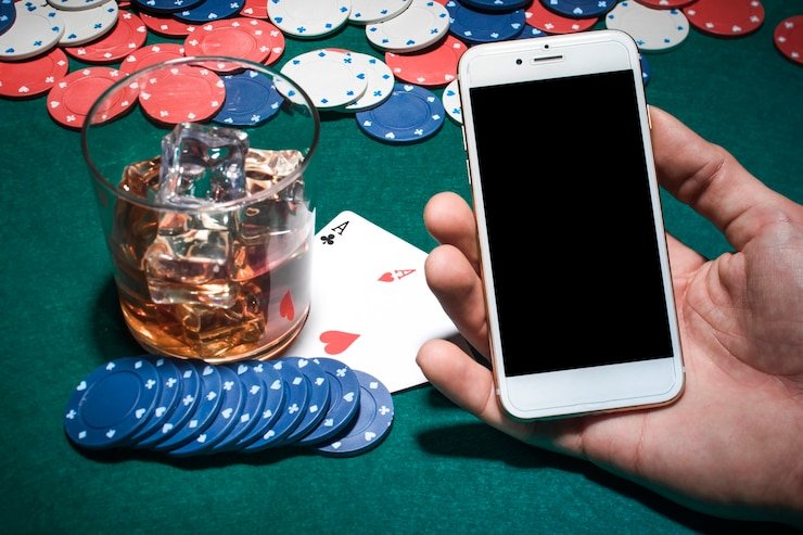 Mobile phone showing free-spin bonus feature trigger